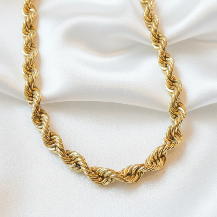 14K Gold Traditional Rope Link Necklace
