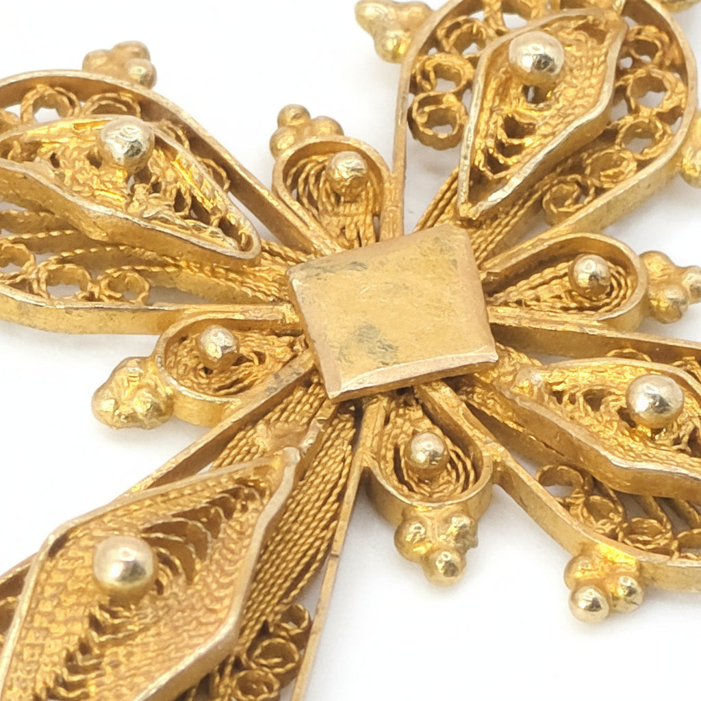 18K Gold Deeply Detailed Filigree Cross Necklace
