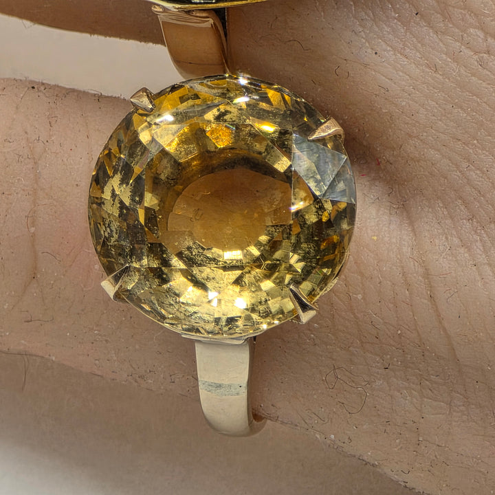 14k Gold & (est.)10+ Carat Round Cut Citrine Statement Ring