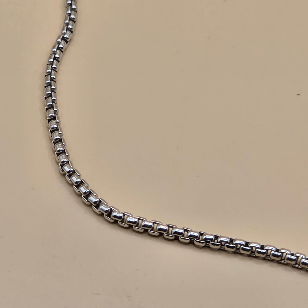 14K White Gold, 8 Drop Chandelier Necklace