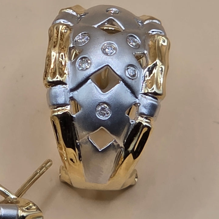 14K Gold & Diamond Geometric Lattice Huggy Stud Earrings