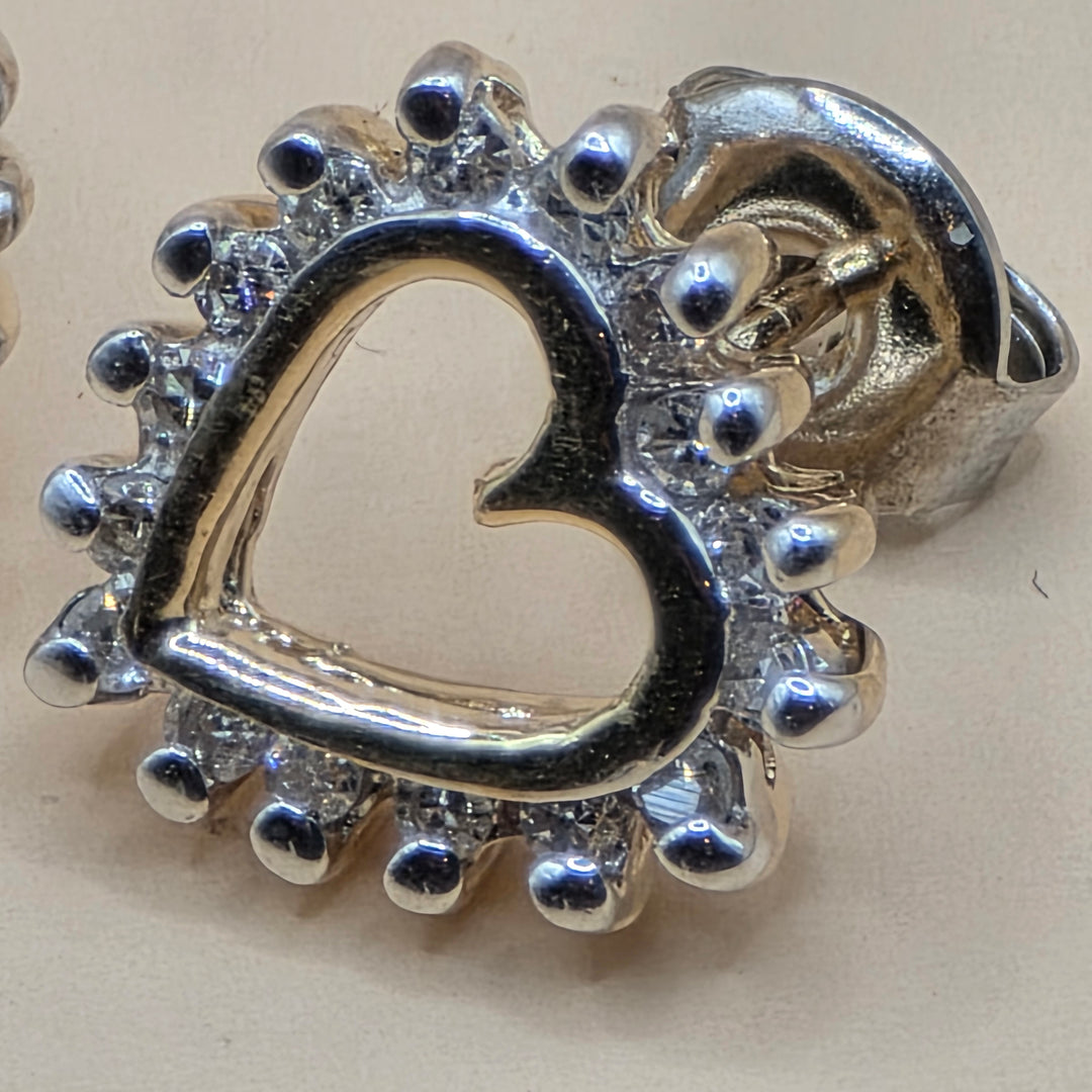 14K Gold & Diamond Heart Stud Earrings