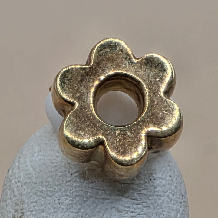 18K Gold Open Flower Stud Earrings