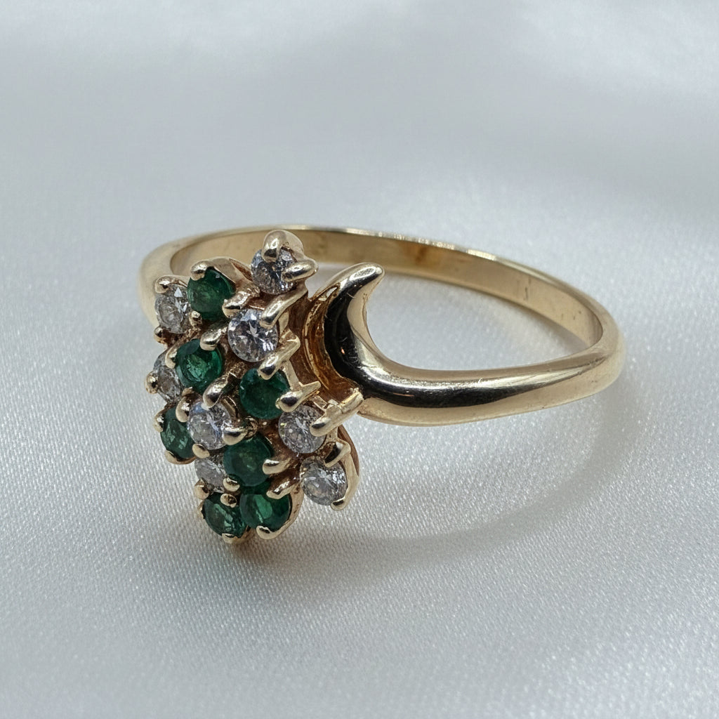 14K Gold, Emerald & Diamond Elegant Cluster Ring