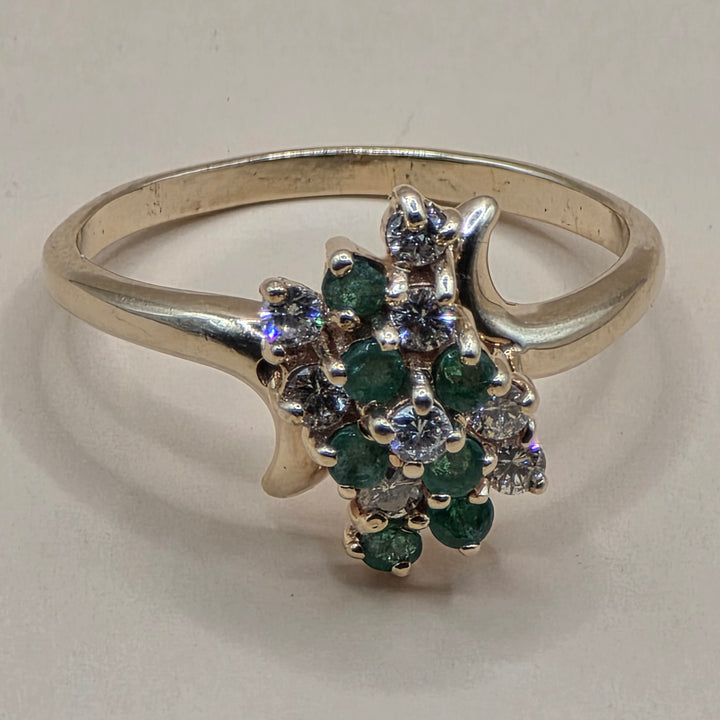 14K Gold, Emerald & Diamond Elegant Cluster Ring