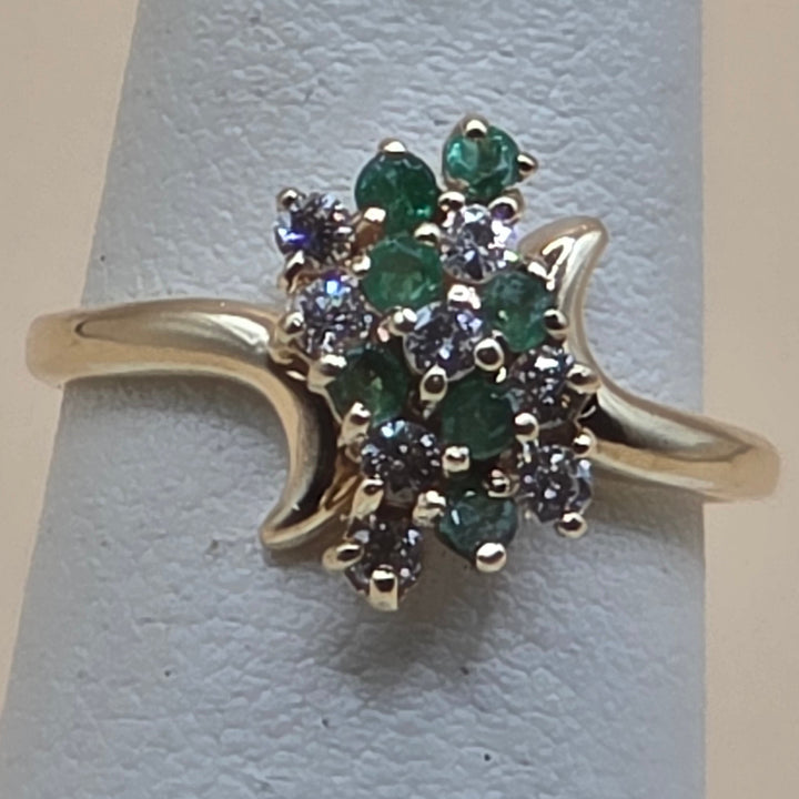14K Gold, Emerald & Diamond Elegant Cluster Ring