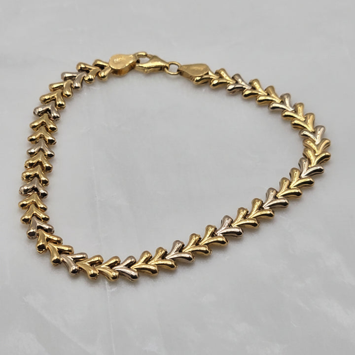 18K Gold Abstract Infinity Hearts Link Bracelet