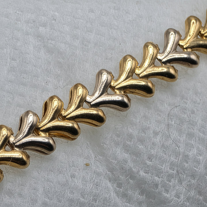 18K Gold Abstract Infinity Hearts Link Bracelet