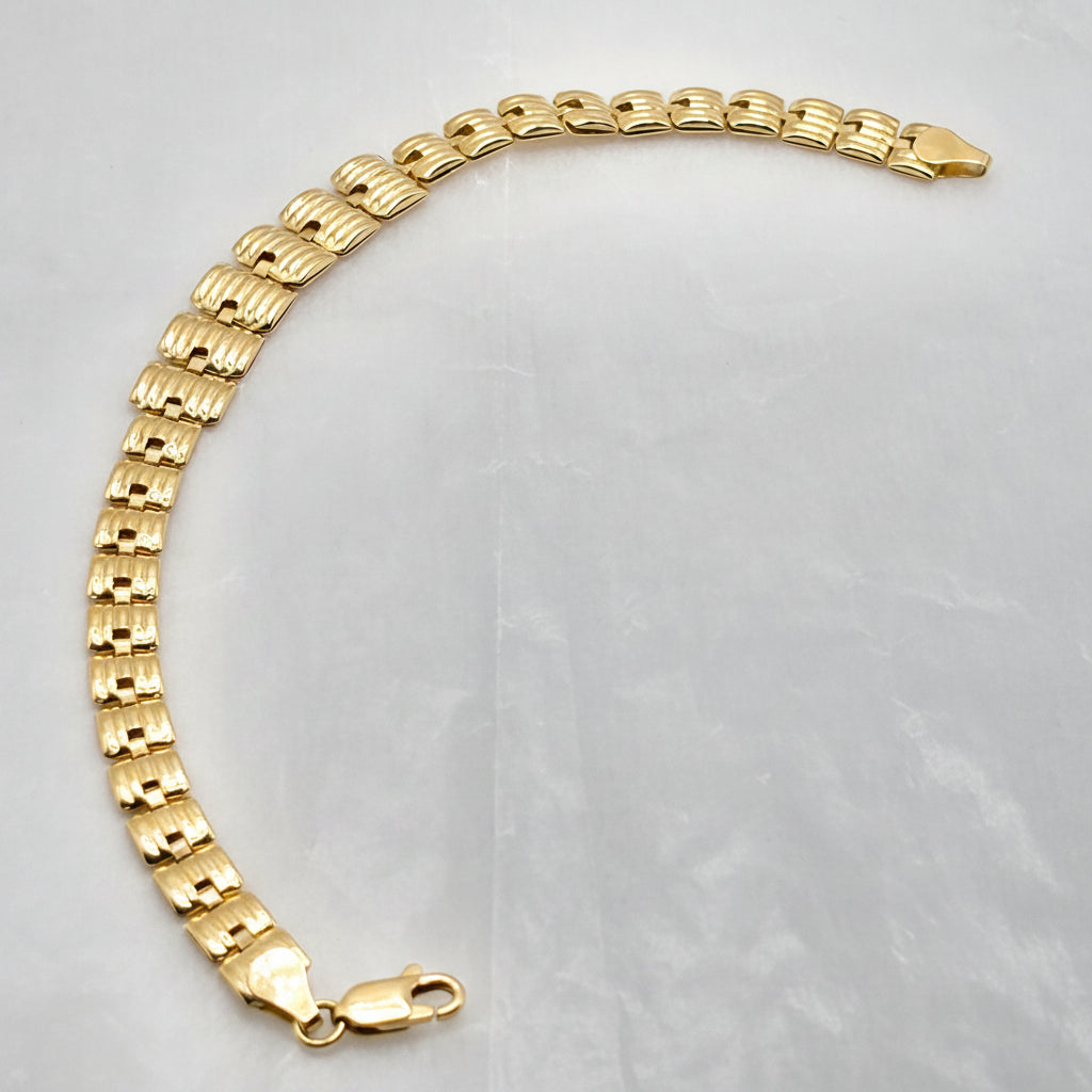18K Gold Articulated Cushioned Panel Link Bracelet