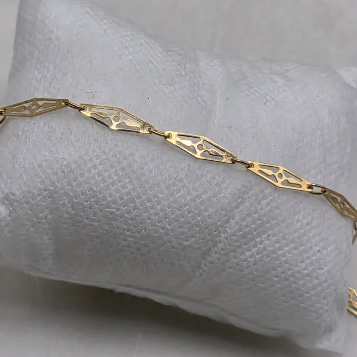 18K Gold Pierced Geometric Station Panel Link Bracelet