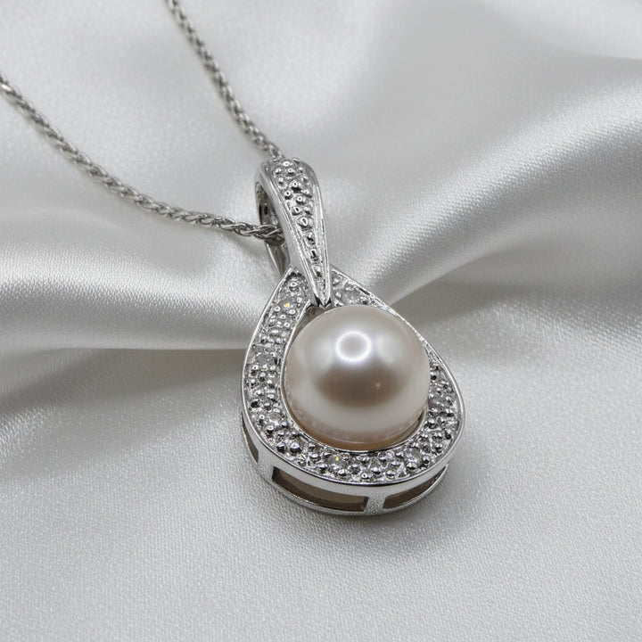 Elegant 14K Gold, Pearl & Diamond Teardrop Pendant Necklace