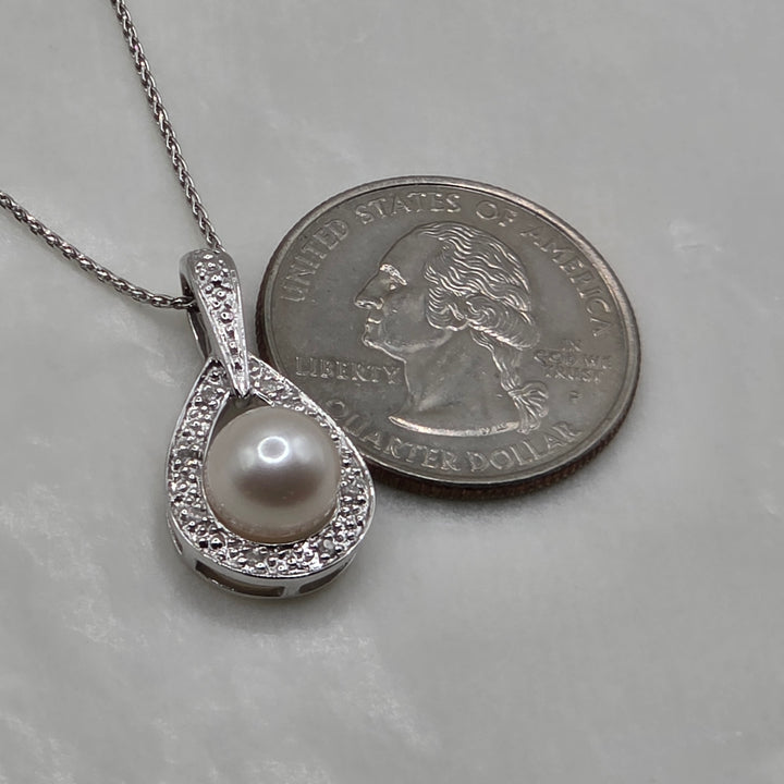 Elegant 14K Gold, Pearl & Diamond Teardrop Pendant Necklace