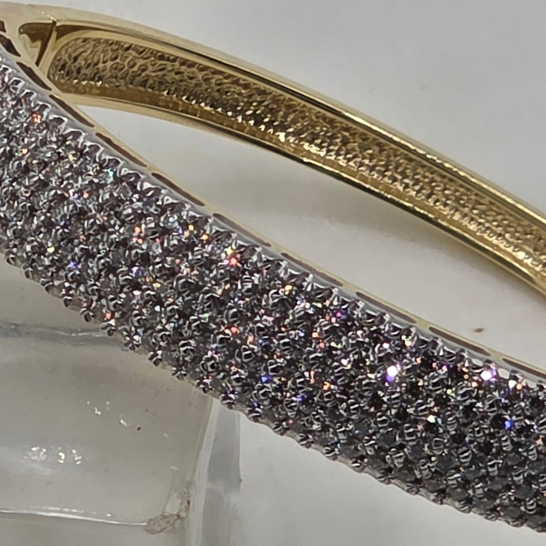 14K Yellow Gold Multi-Row Pavé Diamond Hinged Bangle Bracelet