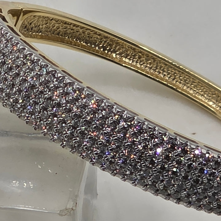 14K Yellow Gold Multi-Row Pavé Diamond Hinged Bangle Bracelet