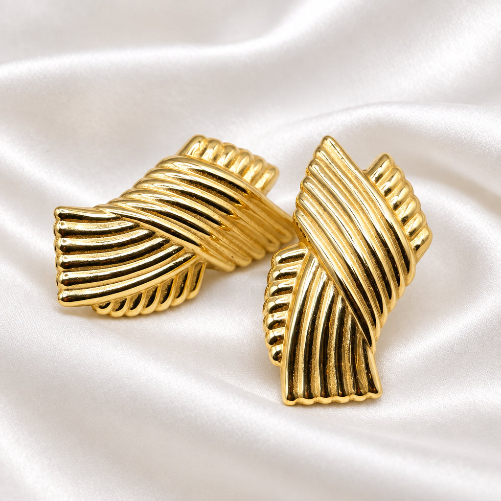 14K Gold Broad Ribbon Stud Earrings