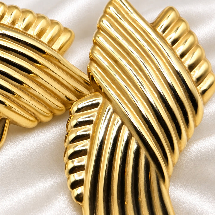 14K Gold Broad Ribbon Stud Earrings