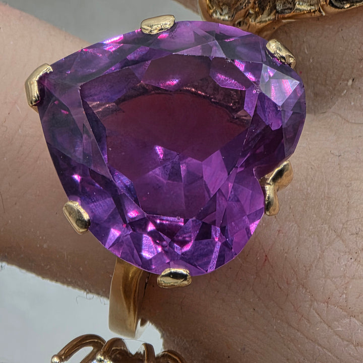 18k Gold & 10+ Carat Purple Sapphire Heart Statement Ring