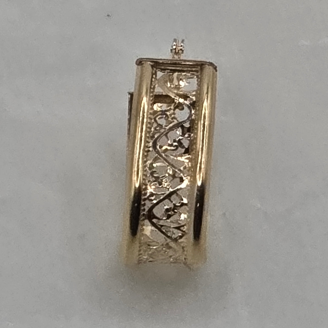 14K Gold Open Work Vine Motif Hoop Earrings