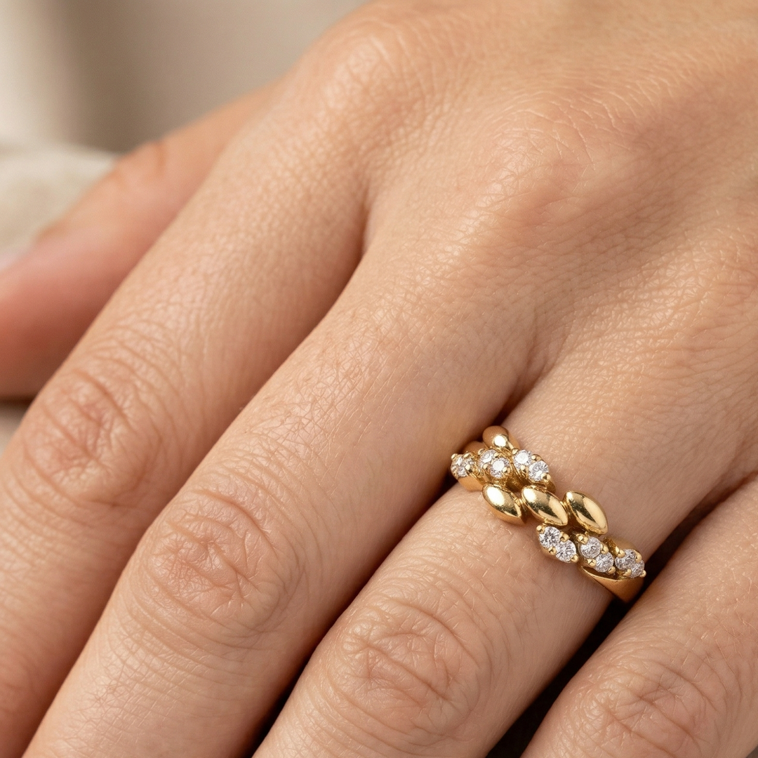 18K Gold & Diamond Flex Band Ring