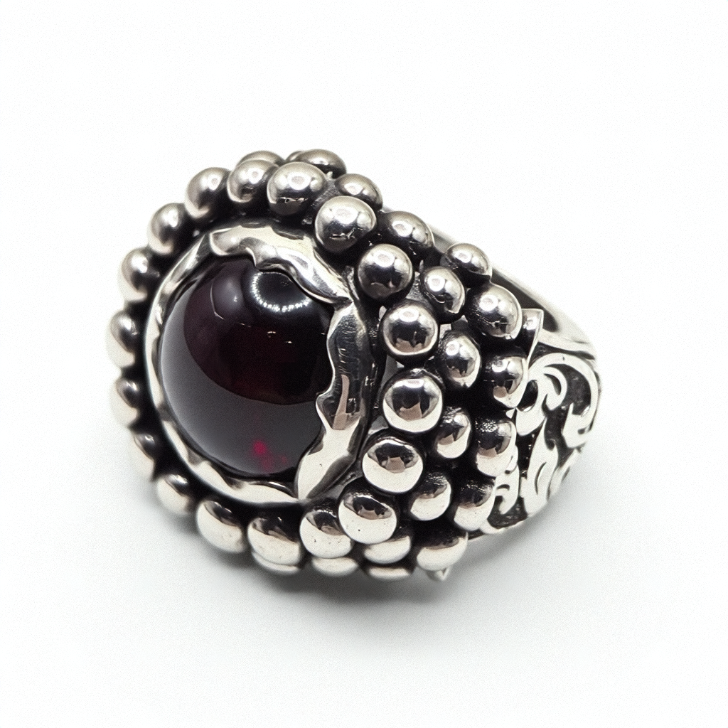 Vintage Red Garnet & Sterling Silver Statement Ring - Estate Jewelry Priced Right