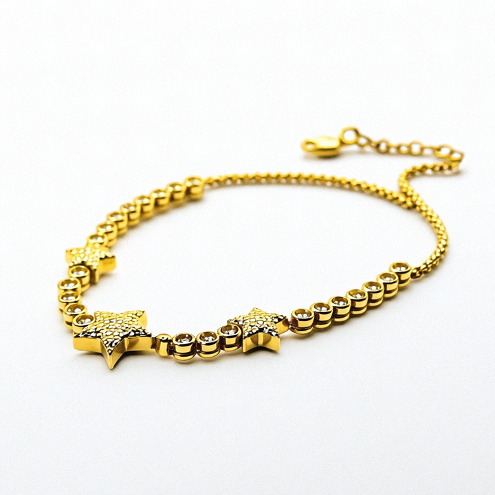 Elegant Gold and Diamond Starry Necklace