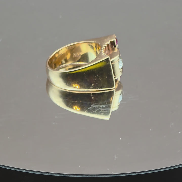 1940s Art Deco Gold, Diamond and Ruby Ring