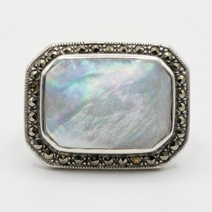 Sterling Silver & Large Mother of Pearl Cocktail Ring