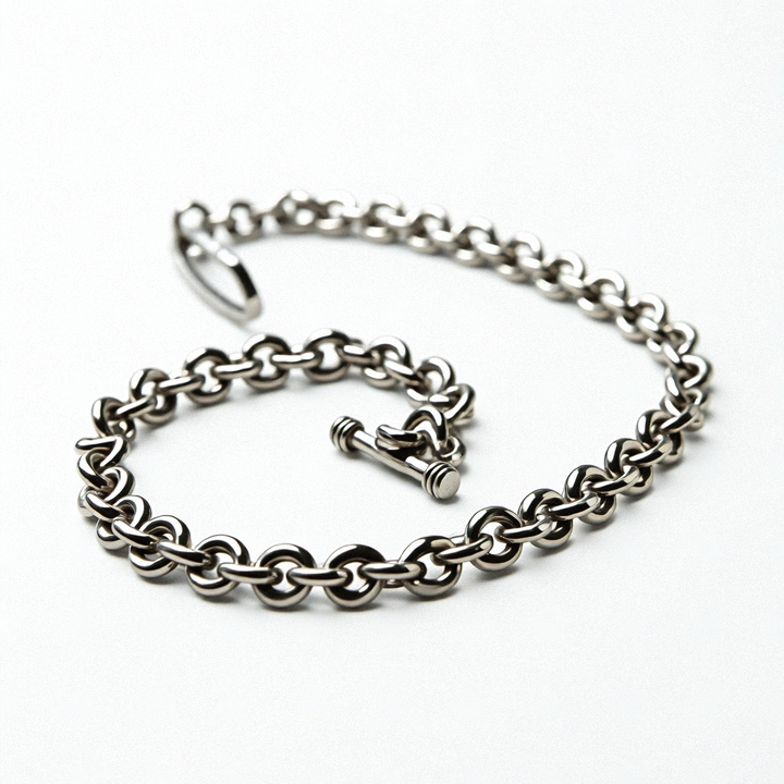 Sterling Silver Traditional Chain Link Toggle Catch Necklace